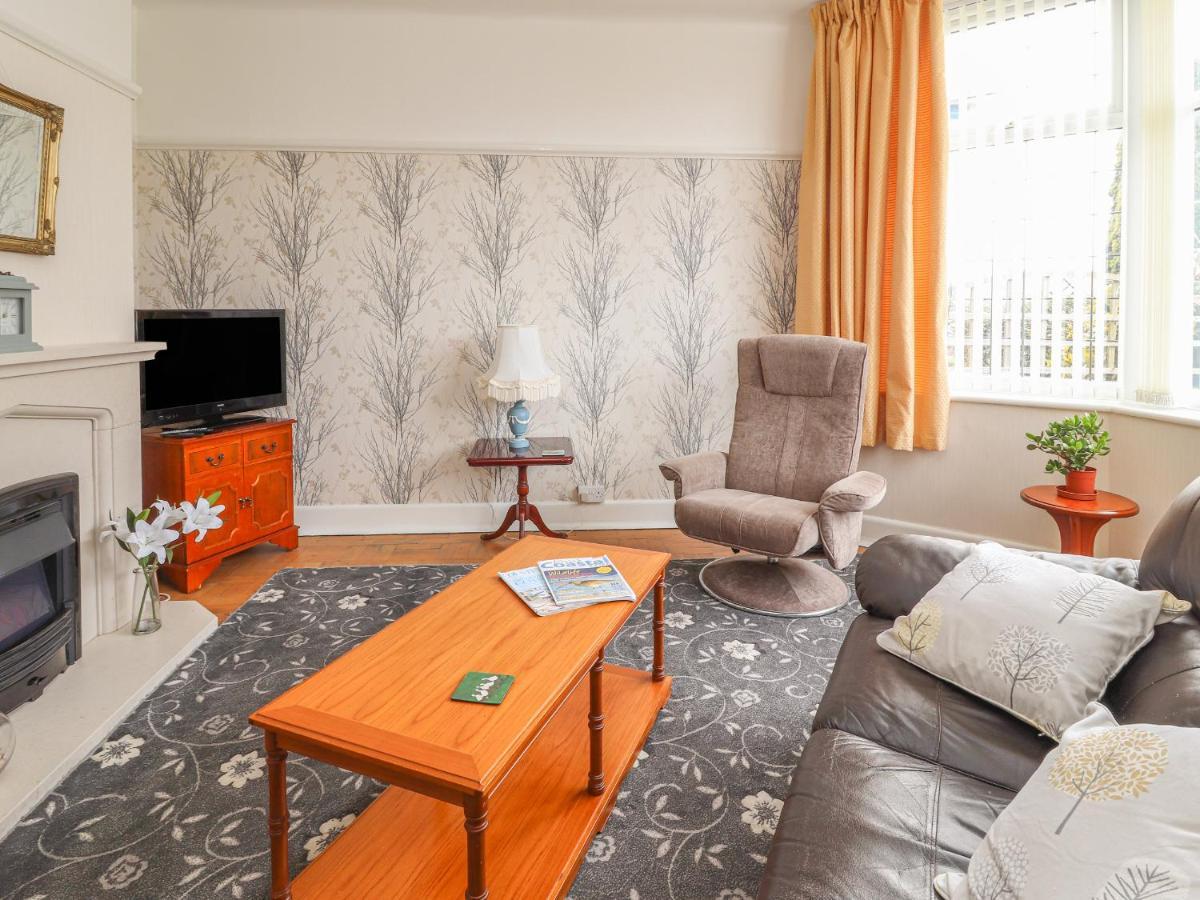 Coniston Apartment โคลวินเบย์ ภายนอก รูปภาพ