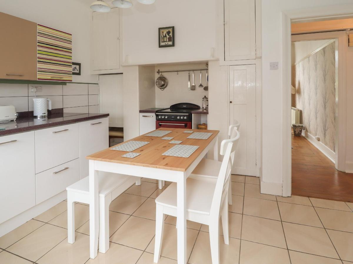 Coniston Apartment โคลวินเบย์ ภายนอก รูปภาพ